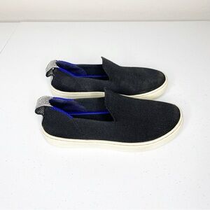 Rothy’s The Kids Slip On Knit Sneaker Black Size 1